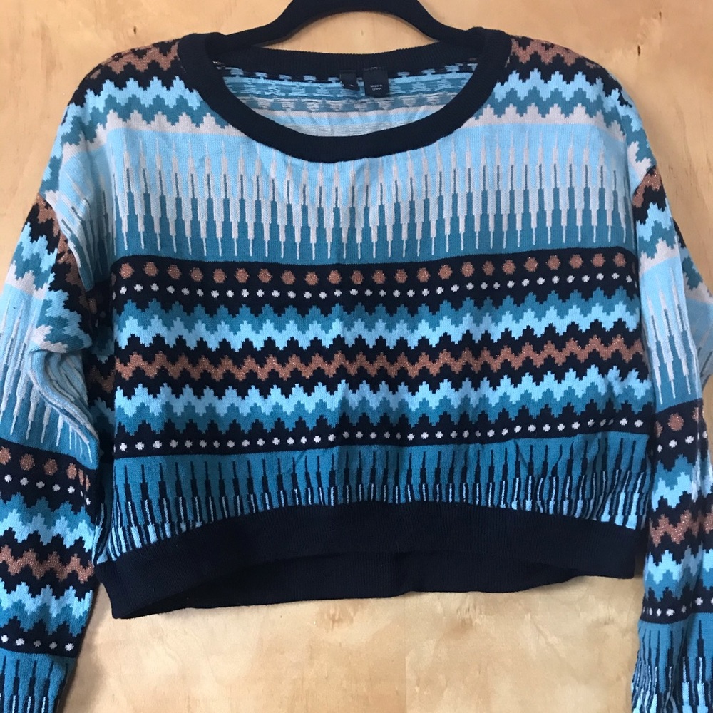 Cropped sweater